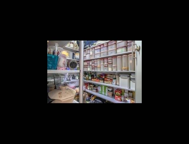 FARM FOR SALE IN RISPARK